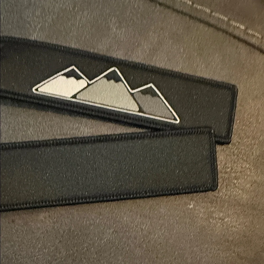Black and Gray Mountain Keychain Set